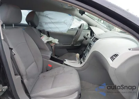 2009 Chevrolet Malibu Ls z USA, uszkodzony, nr VIN 1G1ZG57B69F101179